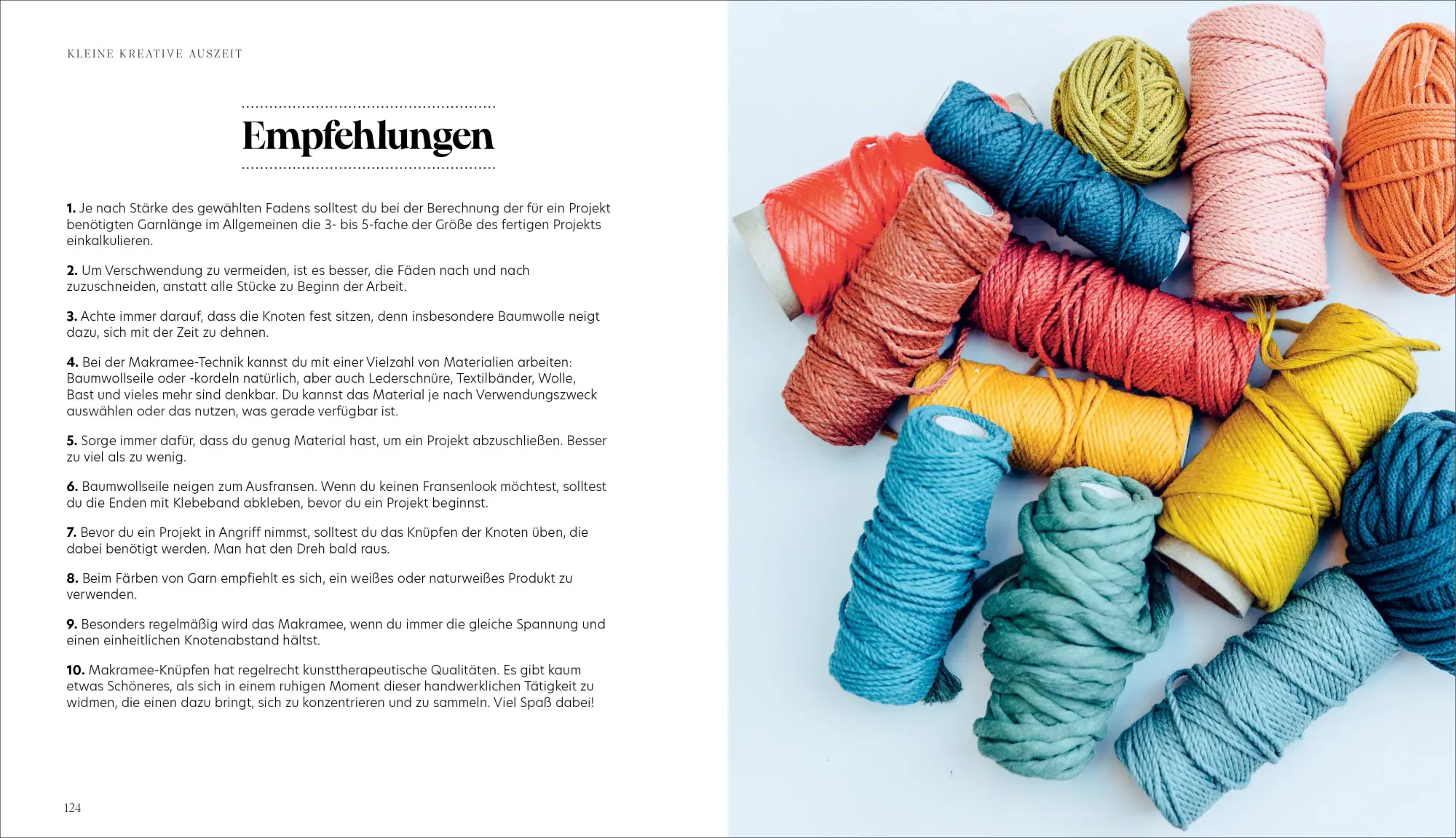 Bild: 9783838839868 | Kleine kreative Auszeit: Dekoratives Makramee knüpfen | Vauzeilles