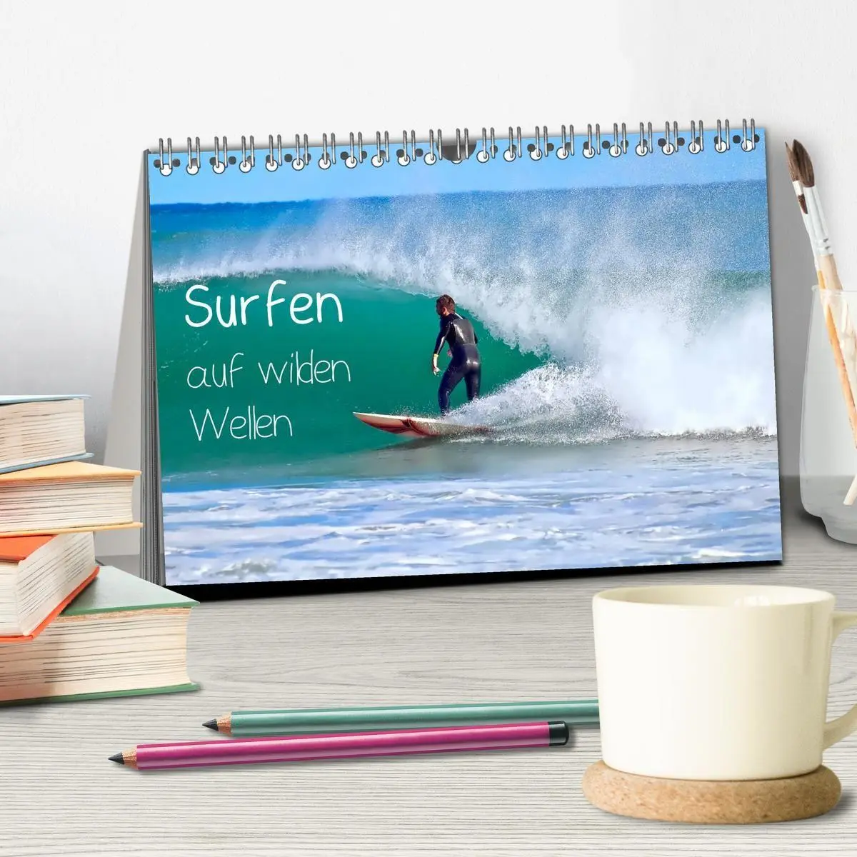 Bild: 9783569561069 | Surfen auf wilden Wellen (Tischkalender 2027 DIN A5 quer), CALVENDO...