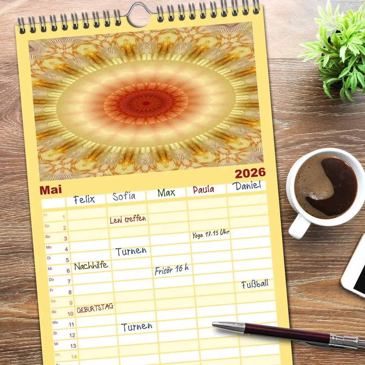 Bild: 9783516521269 | Familienplaner 2026 - Mandala Träume mit 5 Spalten (Wandkalender,...