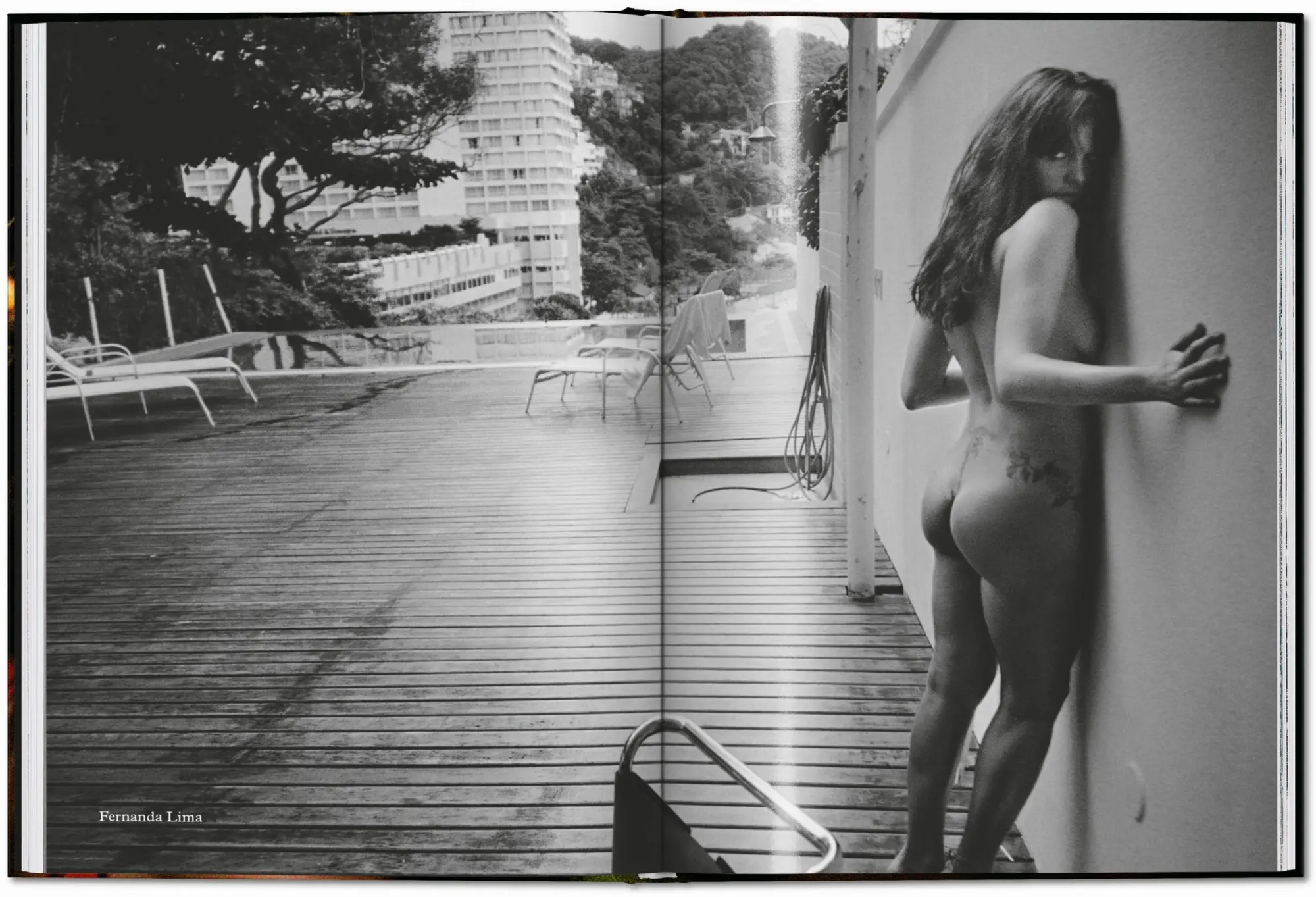 Bild: 9783754401569 | MaRIO DE JANEIRO Testino | Mario Testino | Buch | 192 S. | Englisch