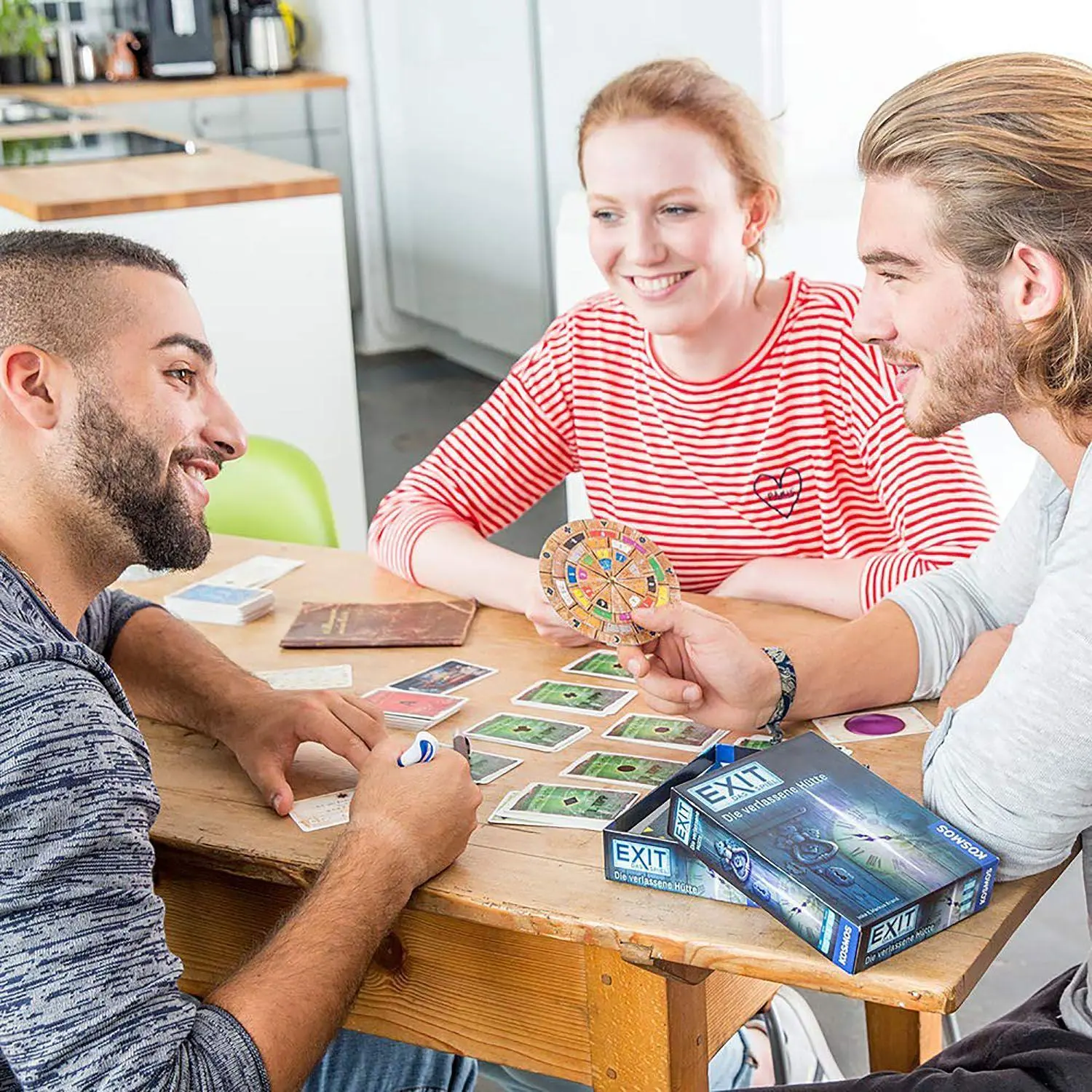 Bild: 4002051691769 | EXIT - Der Flug ins Ungewisse | 1 - 4 Spieler | Brand | Spiel | 2019
