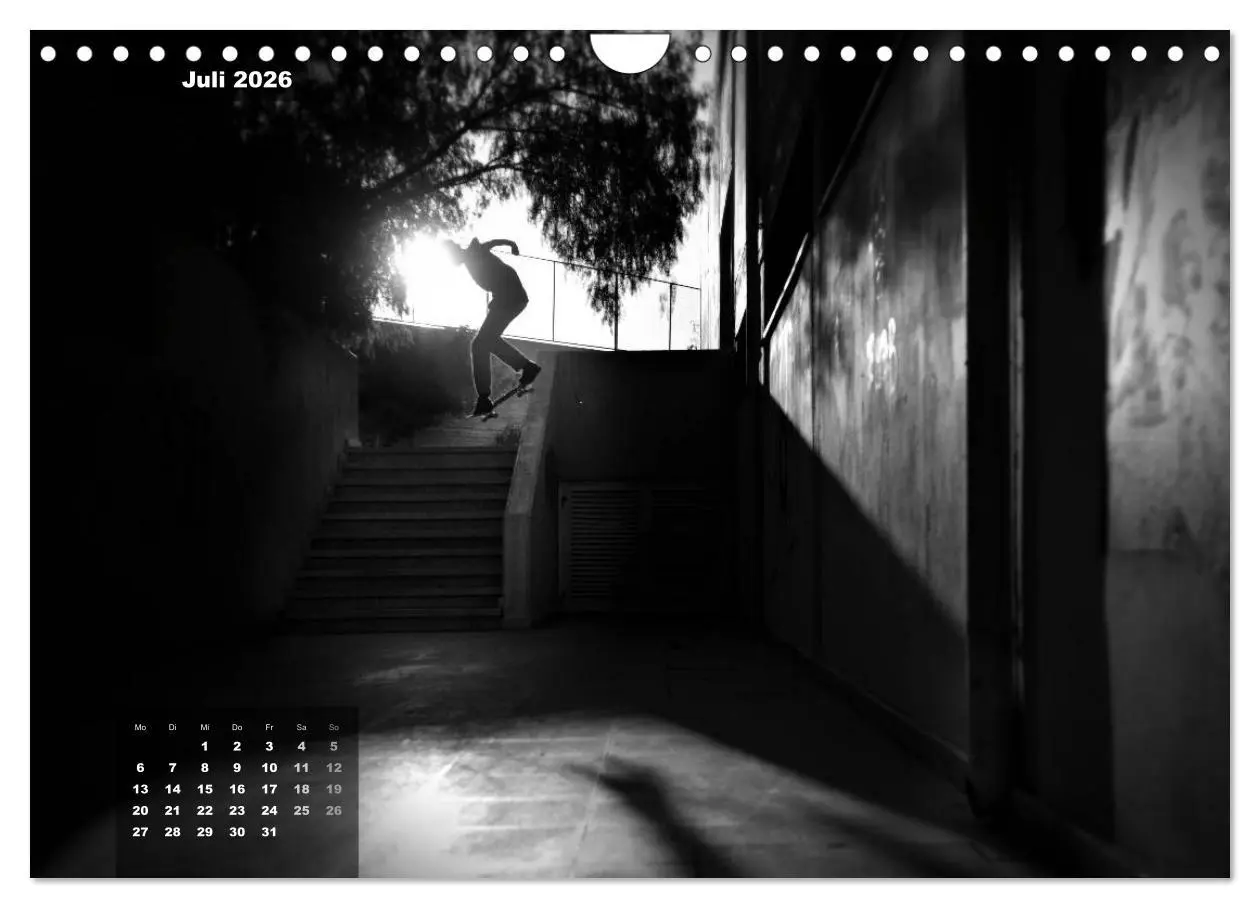 Bild: 9783516104769 | Skateboarden in Schwarz-Weiß (Wandkalender 2026 DIN A4 quer),...