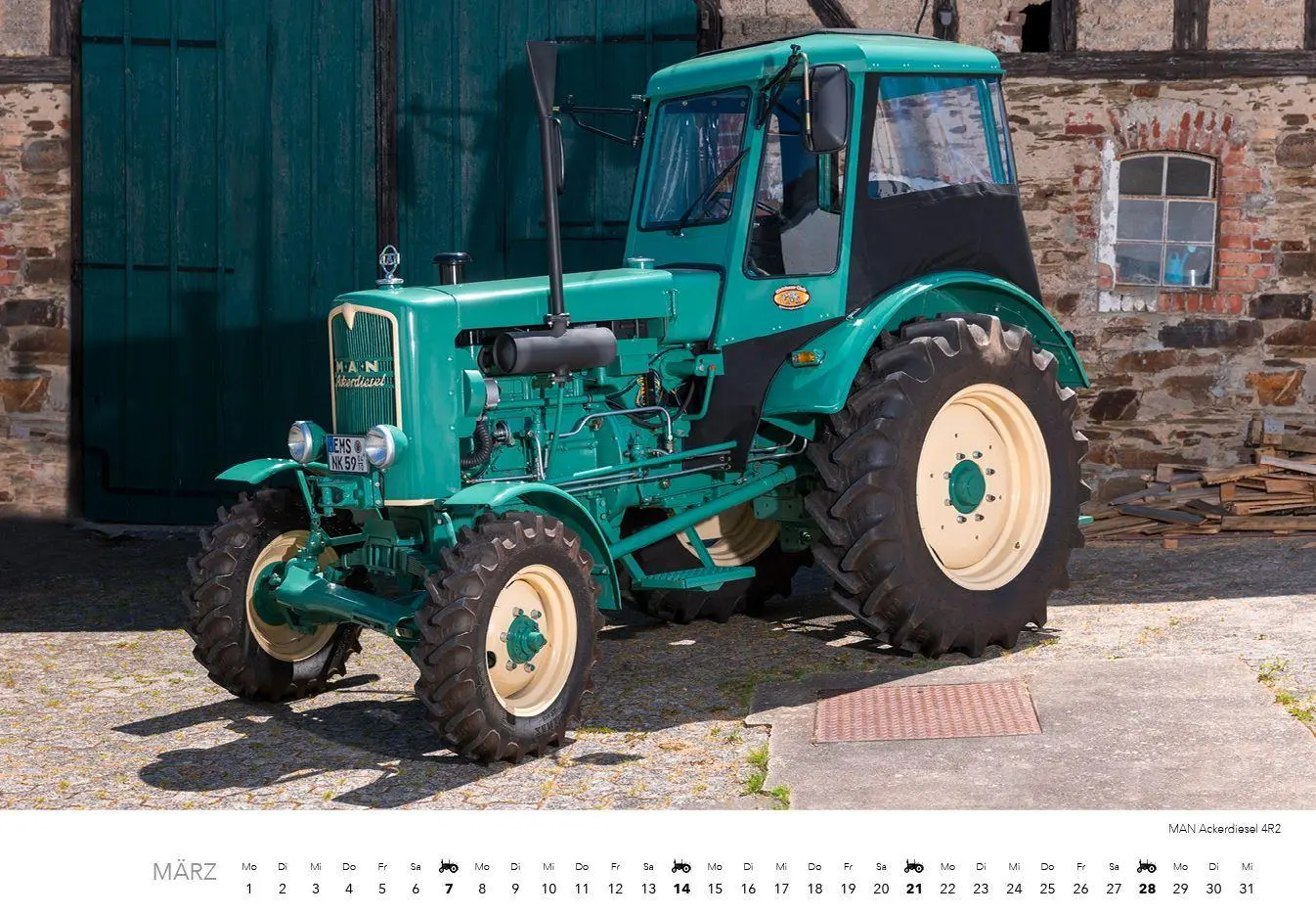 Bild: 9783960585169 | Klassische Traktoren 2027 - Mittelformat-Kalender | Frank Lutzebäck
