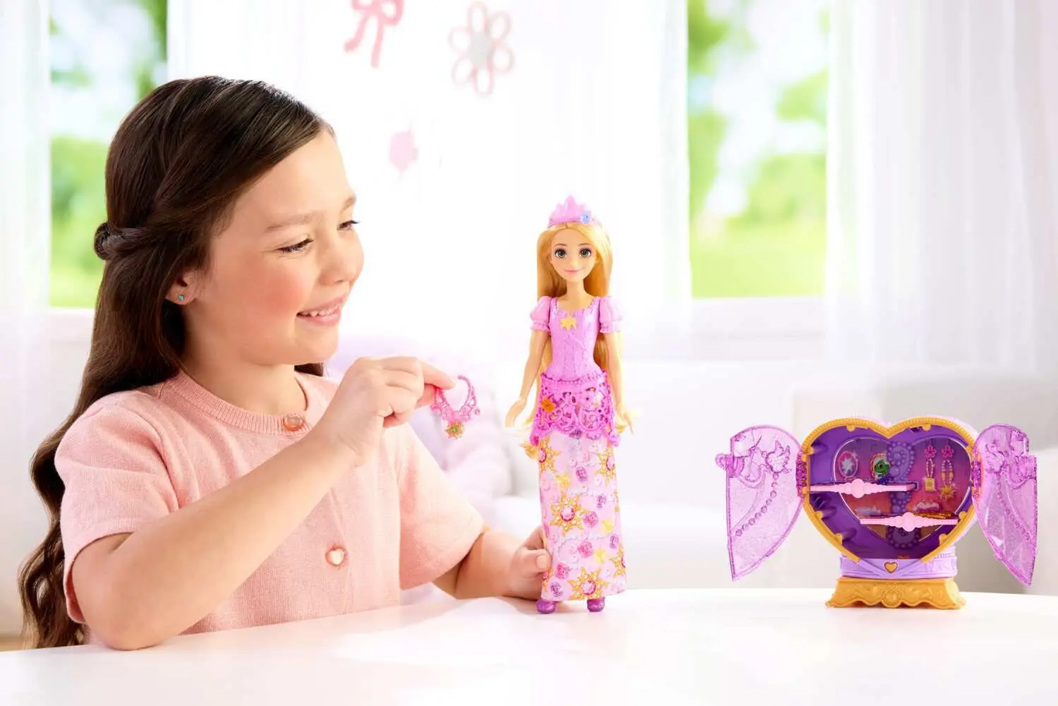 Bild: 194735365869 | Disney Reveal Rapunzel Puppe.JLK28 | Fensterkarton | JLK28 | Deutsch