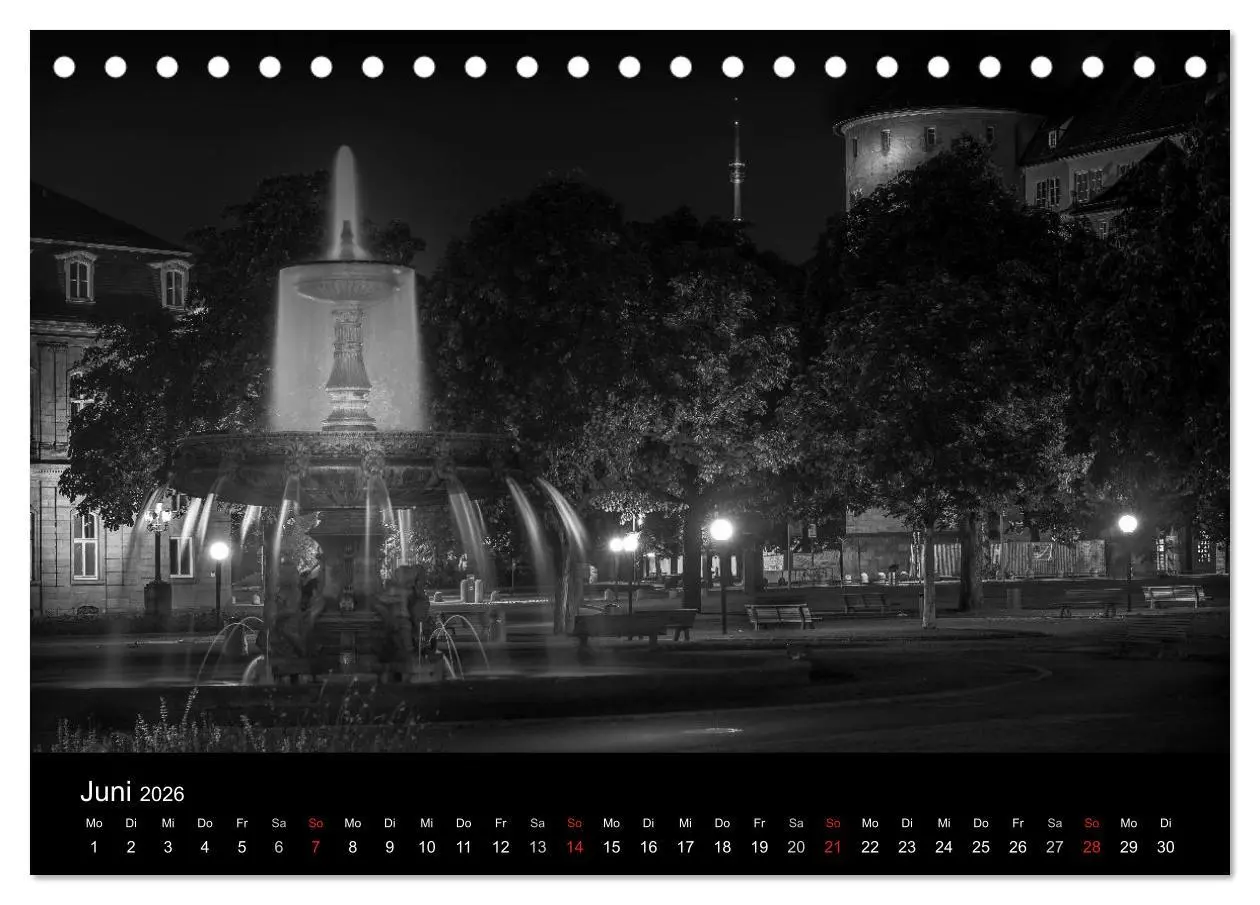 Bild: 9783516085969 | Stuttgart bei Nacht (Tischkalender 2026 DIN A5 quer), CALVENDO...