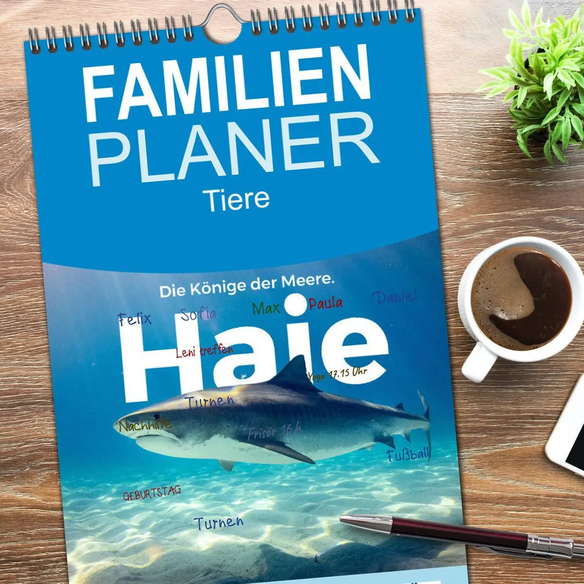 Bild: 9783516506969 | Familienplaner 2026 - Haie - Könige der Meere. mit 5 Spalten...