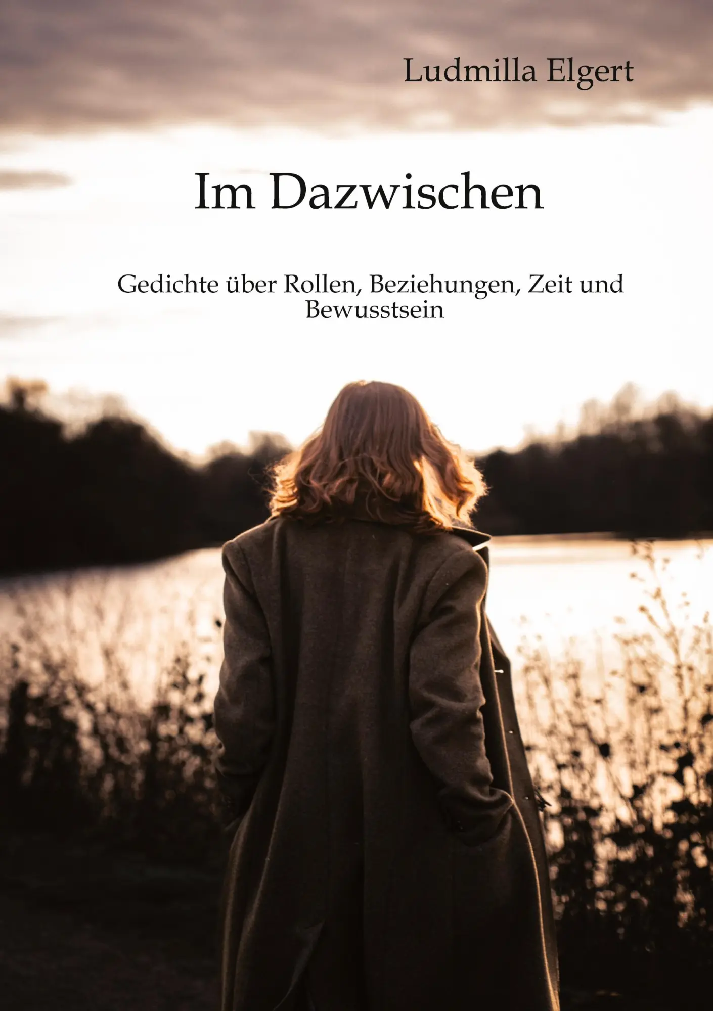 Cover: 9783384948069 | Im Dazwischen. Ein Poesieband über Rollen, Beziehungen, Zeit und...