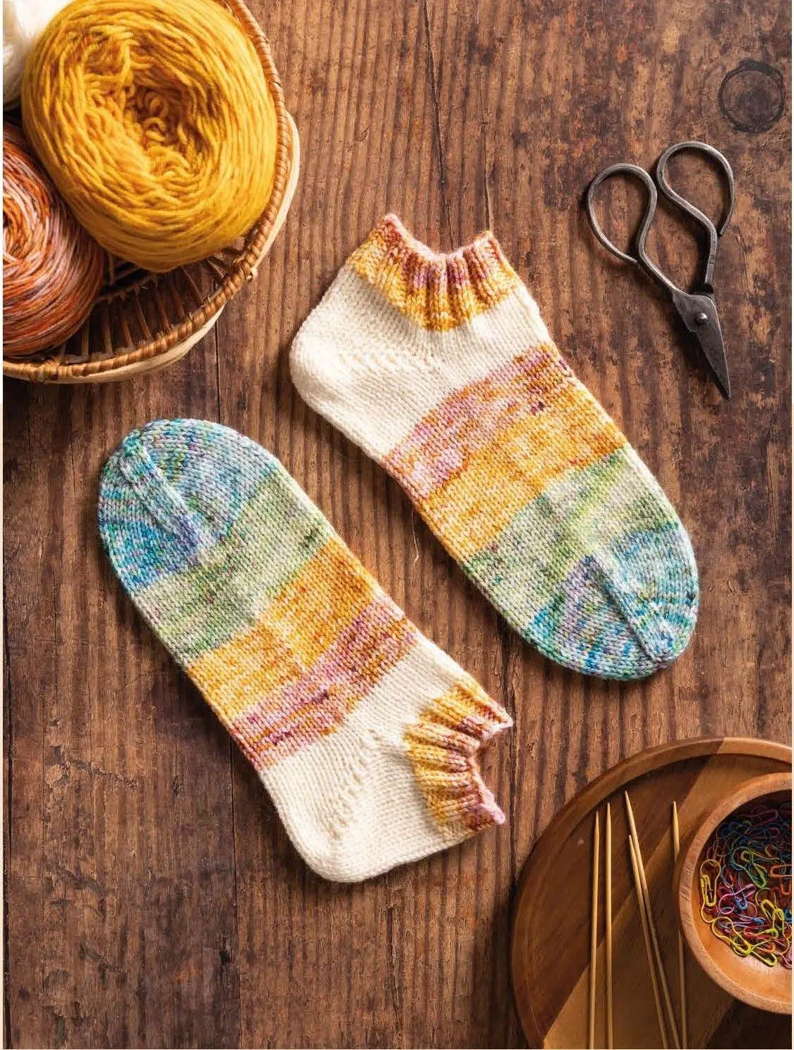 Bild: 9783841068569 | Keine Angst vorm Sockenstricken! | Denise Desantis | Taschenbuch