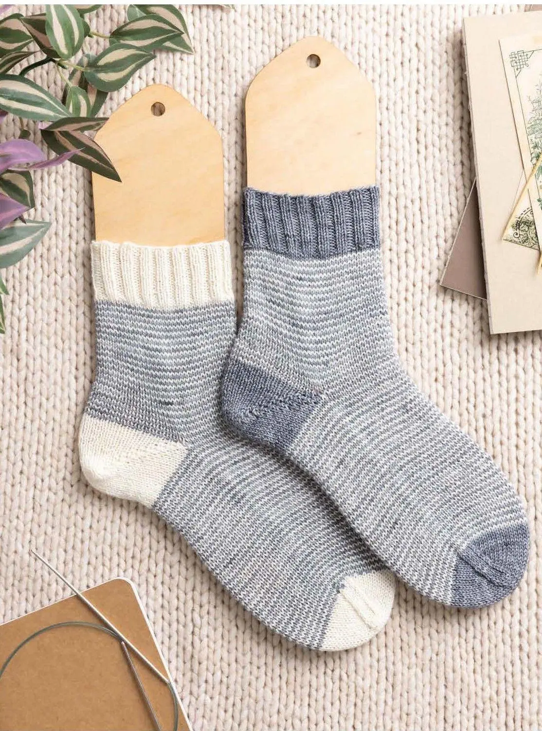 Bild: 9783841068569 | Keine Angst vorm Sockenstricken! | Denise Desantis | Taschenbuch