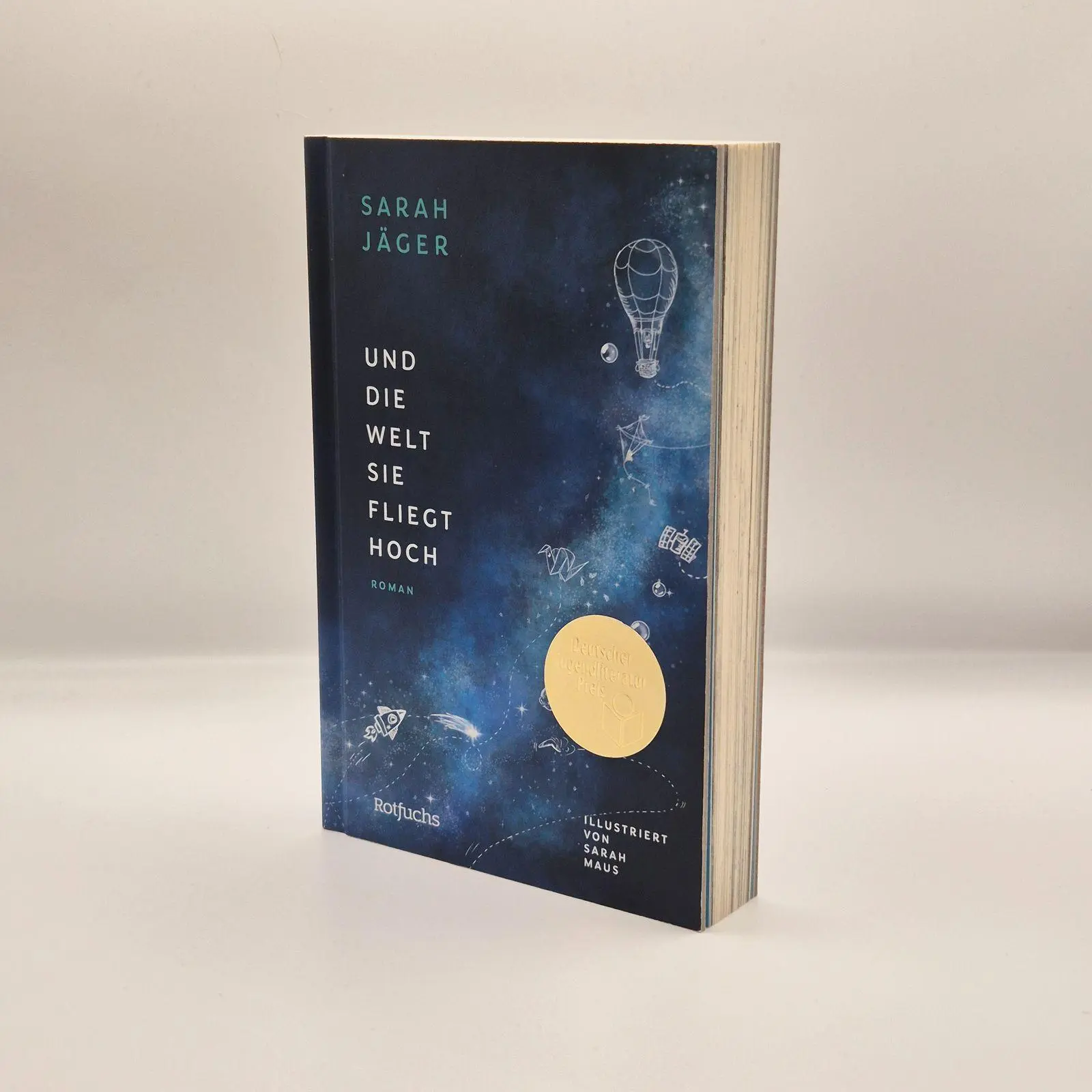 Bild: 9783757100070 | Und die Welt, sie fliegt hoch | Sarah Jäger | Buch | 272 S. | Deutsch