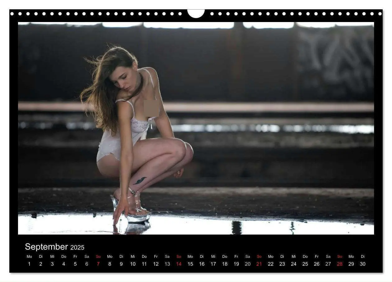 Bild: 9783435763870 | Outdoor Aktkalender 2025 (Wandkalender 2025 DIN A3 quer), CALVENDO...