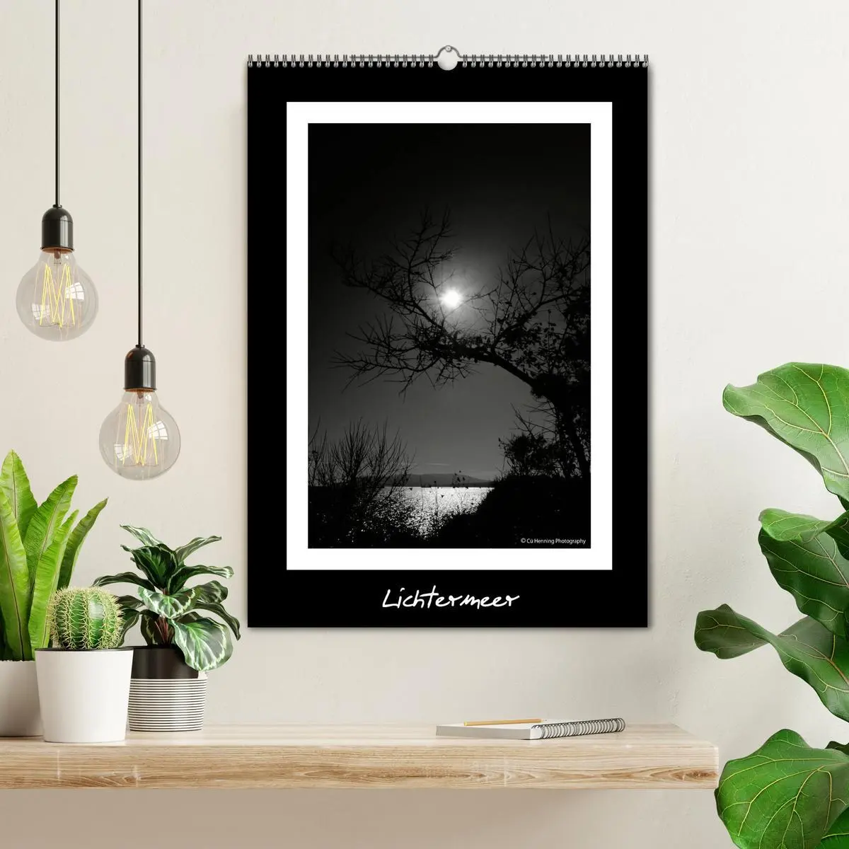 Bild: 9783516476170 | Lichtermeer (Wandkalender 2026 DIN A2 hoch), CALVENDO Monatskalender