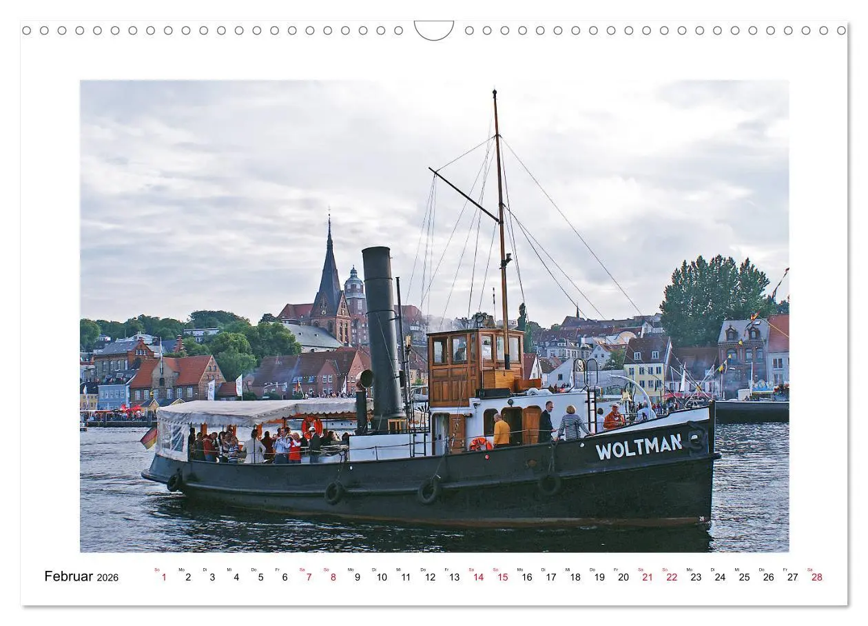 Bild: 9783457896570 | Rauchfahnen über der Ostsee - Schiffe unter Dampf (Wandkalender...