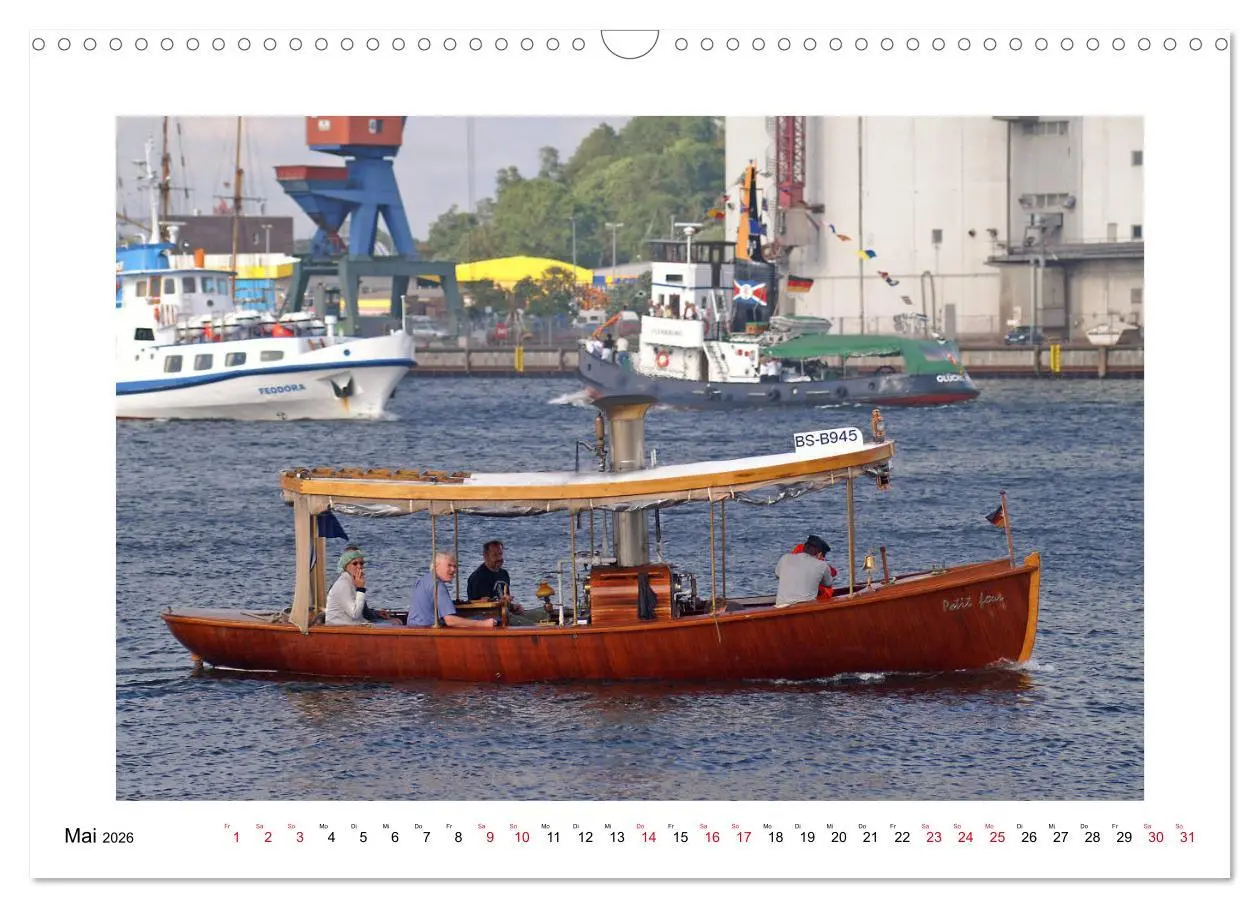 Bild: 9783457896570 | Rauchfahnen über der Ostsee - Schiffe unter Dampf (Wandkalender...