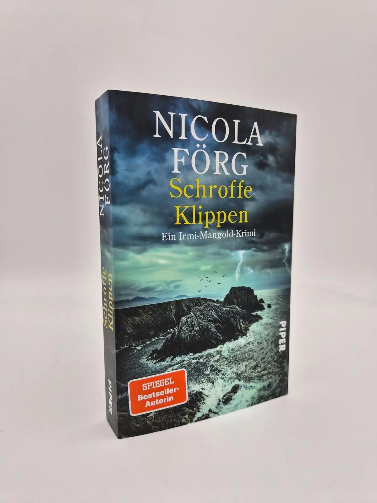 Bild: 9783492067270 | Schroffe Klippen | Nicola Förg | Taschenbuch | Alpen-Krimis | 320 S.
