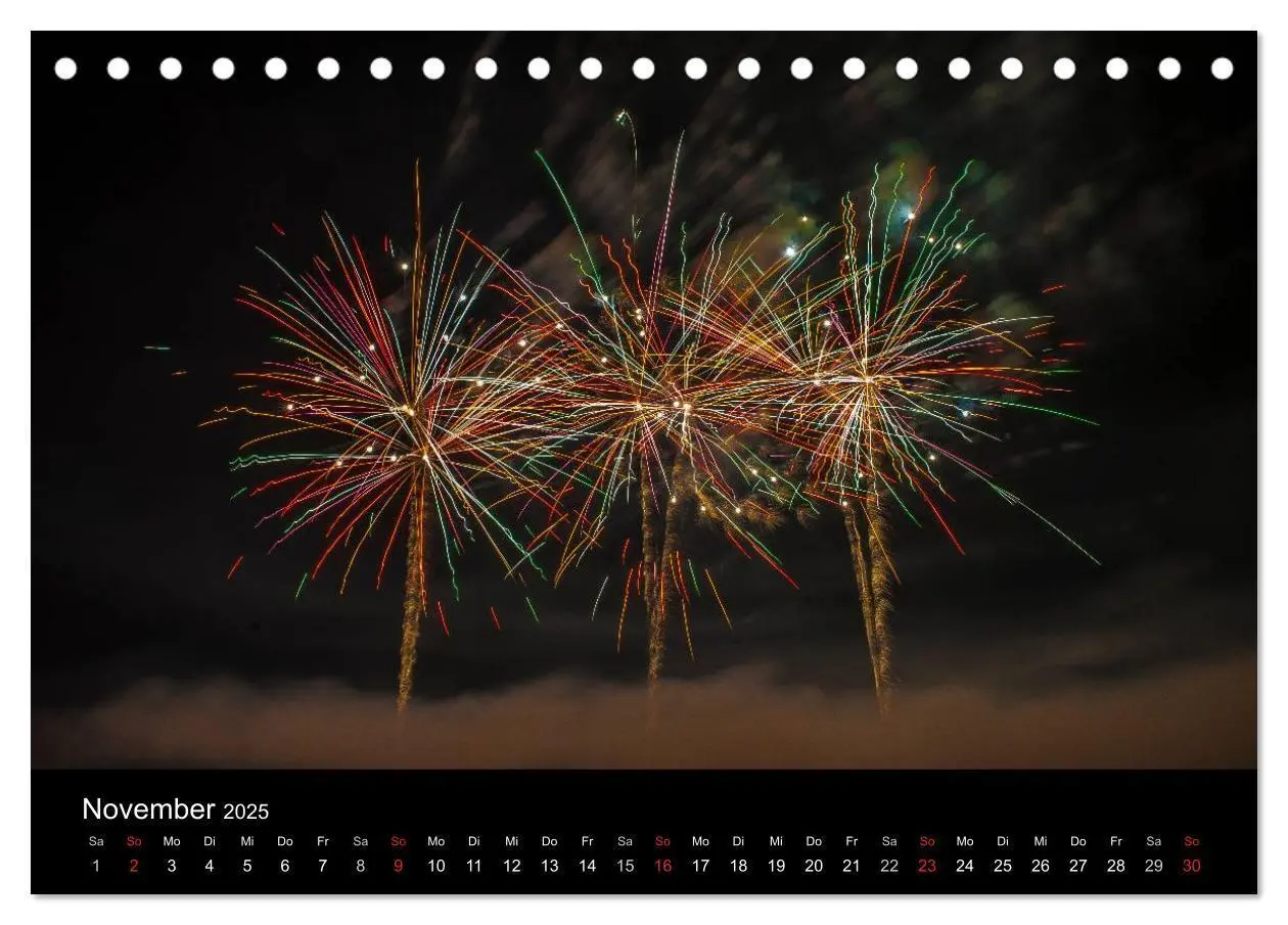 Bild: 9783435828470 | Das Feuerwerk (Tischkalender 2025 DIN A5 quer), CALVENDO...