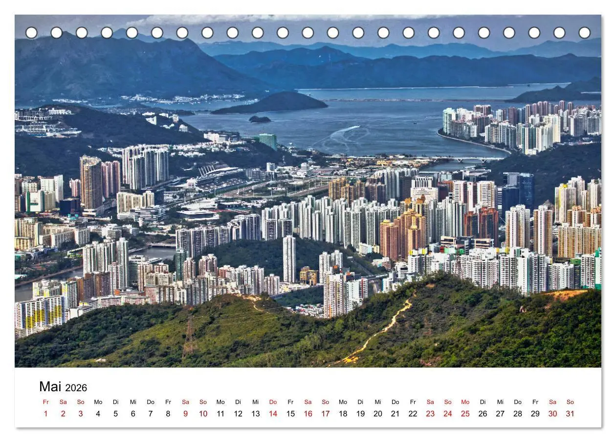 Bild: 9783457730171 | Megacity Hong Kong (Tischkalender 2026 DIN A5 quer), CALVENDO...