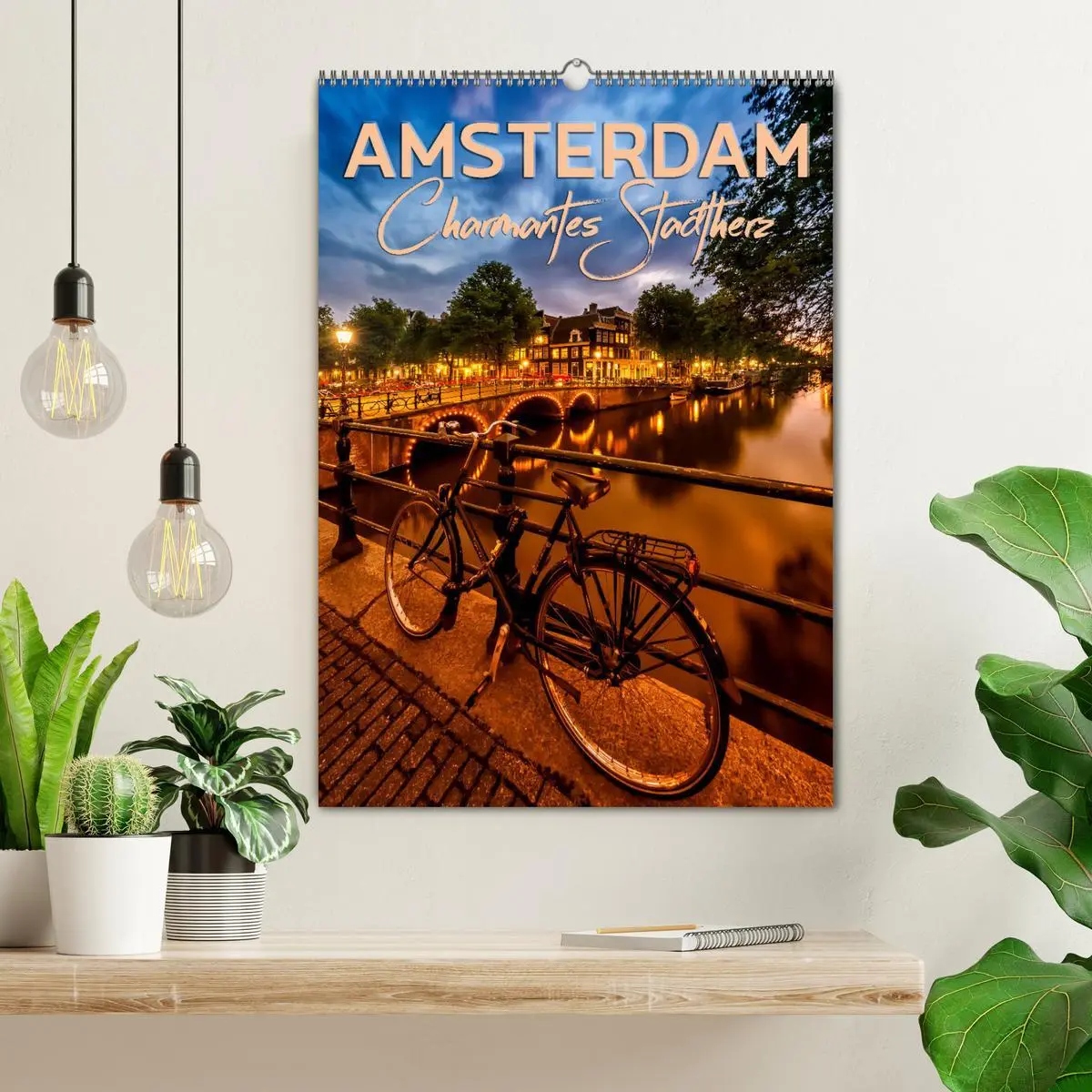 Bild: 9783516403671 | AMSTERDAM Charmantes Stadtherz (Wandkalender 2026 DIN A2 hoch),...