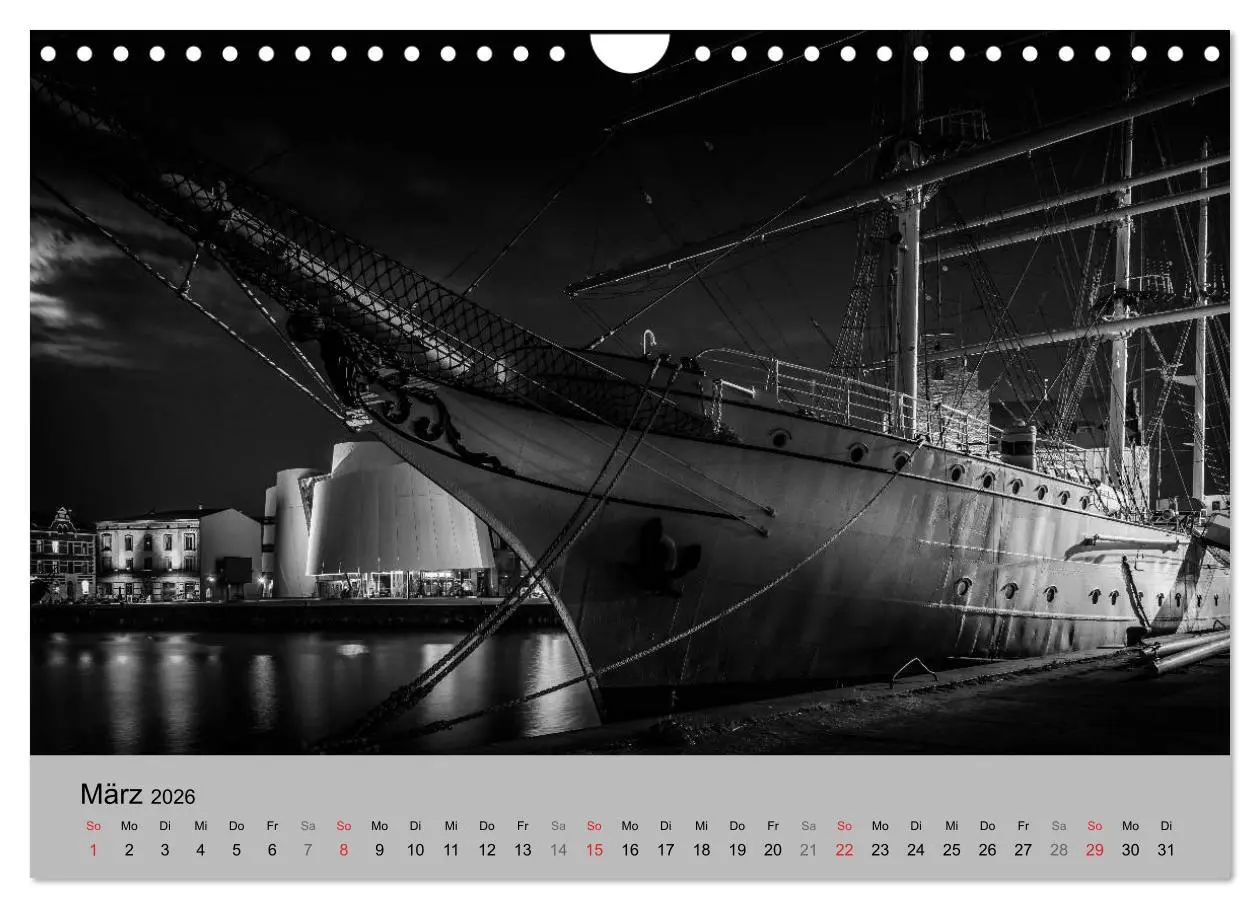 Bild: 9783516034271 | Hansestadt Stralsund bei Nacht (mit GPS-Koordinaten) (Wandkalender...
