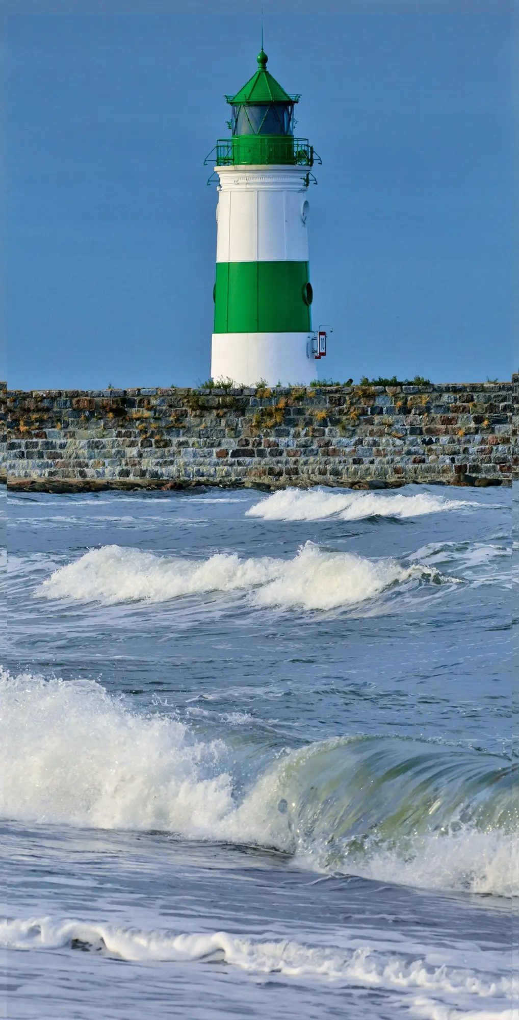 Bild: 4250000966271 | LEUCHTTÜRME an Nord- und Ostsee 2027. Postkartenkalender | Kalender