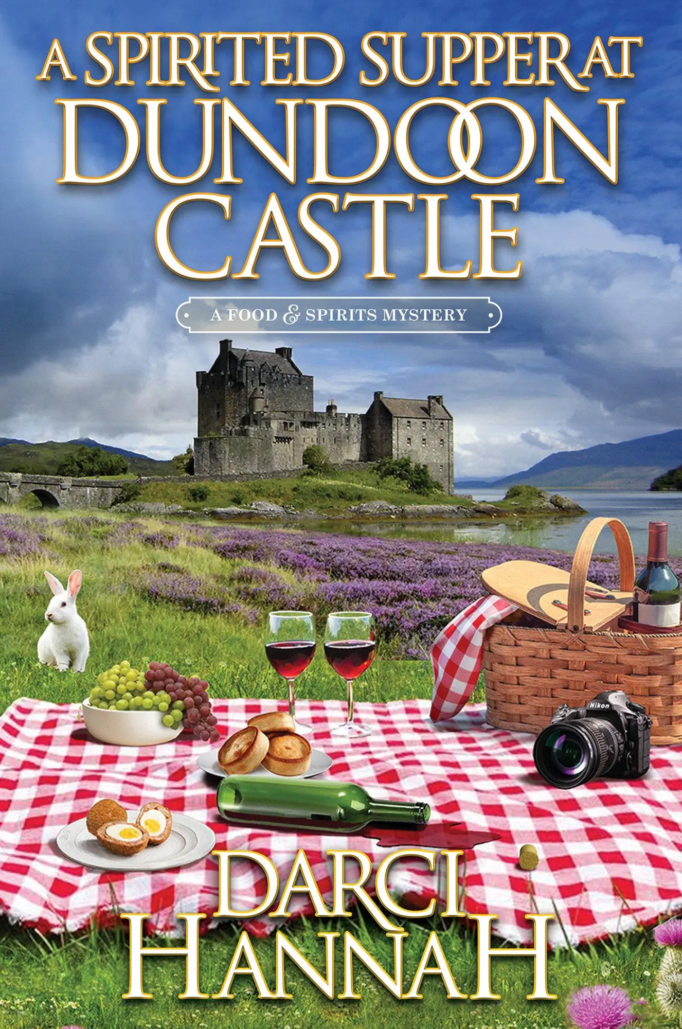 Cover: 9781496747471 | A Spirited Supper at Dundoon Castle | Darci Hannah | Buch | Englisch