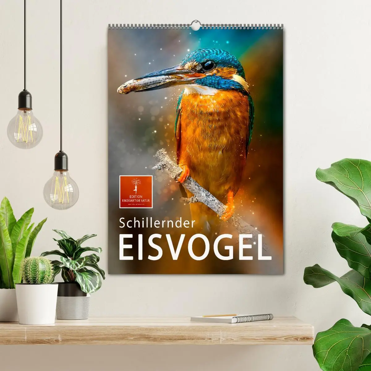 Bild: 9783516359671 | Schillernder Eisvogel (Wandkalender 2026 DIN A2 hoch), CALVENDO...