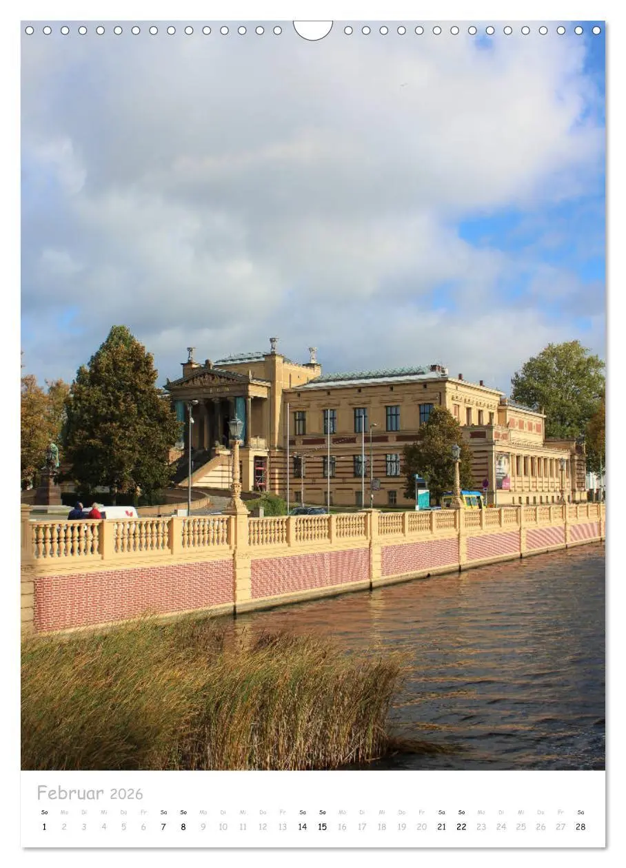 Bild: 9783516400472 | Ein Tag durch Schwerin (Wandkalender 2026 DIN A3 hoch), CALVENDO...
