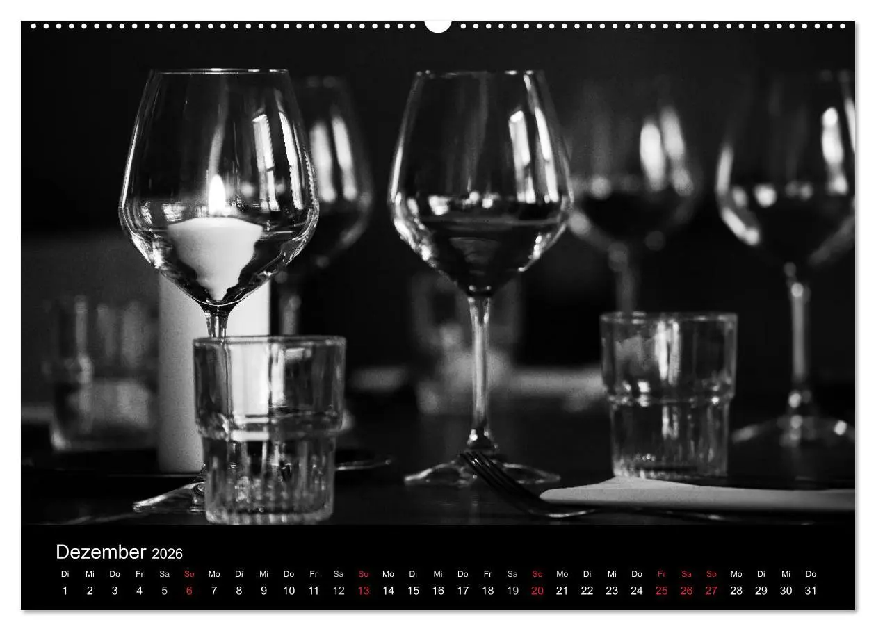 Bild: 9783516051872 | Objekte in schwarz weiss (hochwertiger Premium Wandkalender 2026...