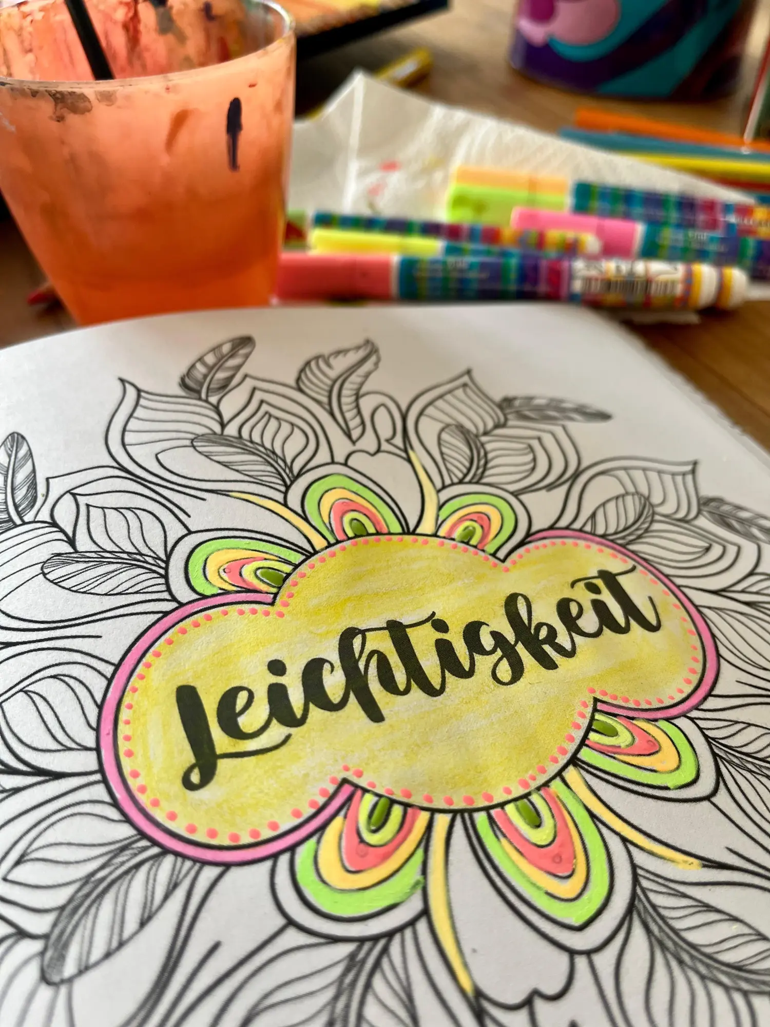 Bild: 9783947672172 | Wertevolle Mandalas | Ausmalen und die Kraft der Werte entdecken