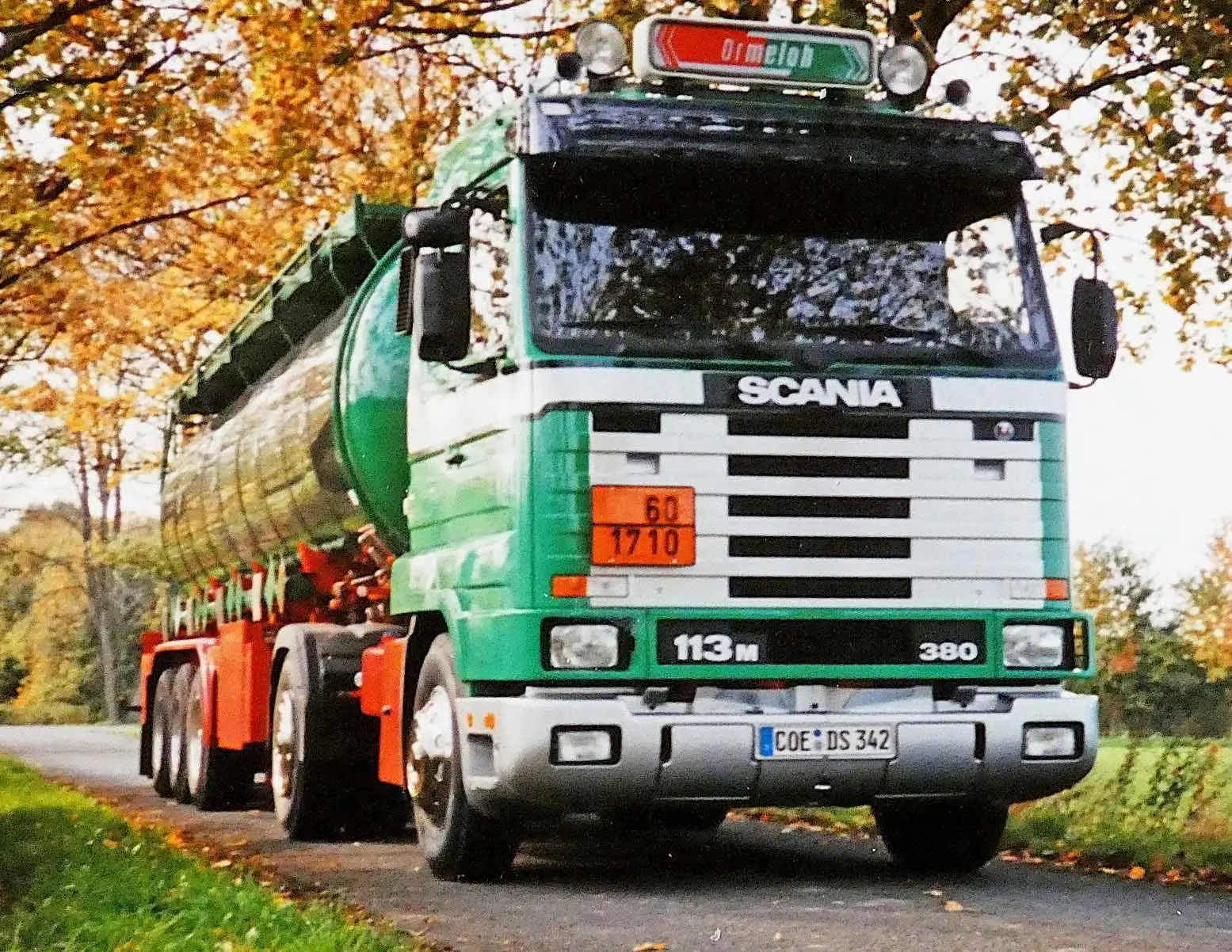 Bild: 9783751612272 | Jahrbuch Lastwagen 2027 | Bernd Regenberg | Taschenbuch | 144 S.