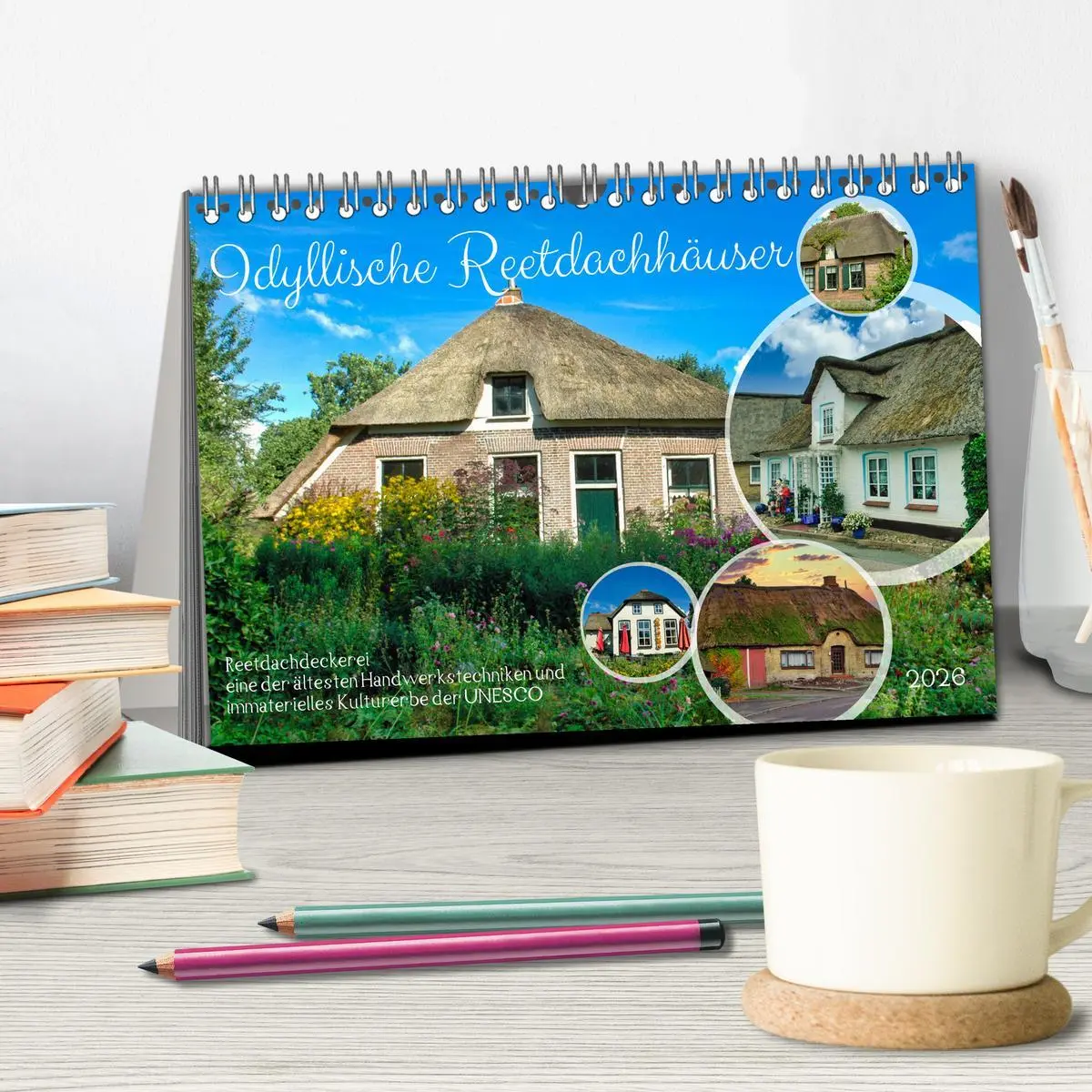 Bild: 9783457477472 | Idyllische Reetdachhäuser (Tischkalender 2026 DIN A5 quer),...