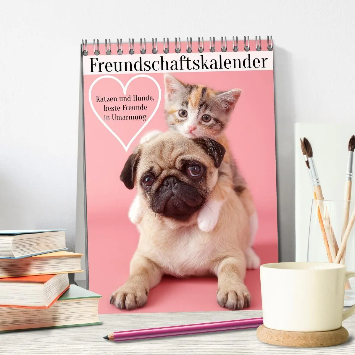 Bild: 9783516670073 | Freundschaftskalender - Katzen und Hunde, beste Freunde in Umarmung...