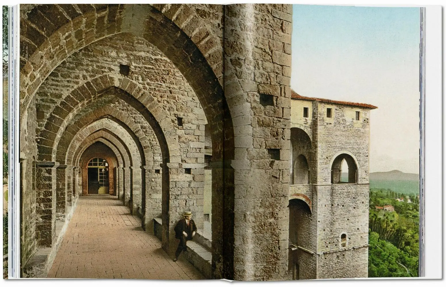 Bild: 9783836591973 | Italy 1900. A Portrait in Color | Giovanni Fanelli | Buch | 560 S.
