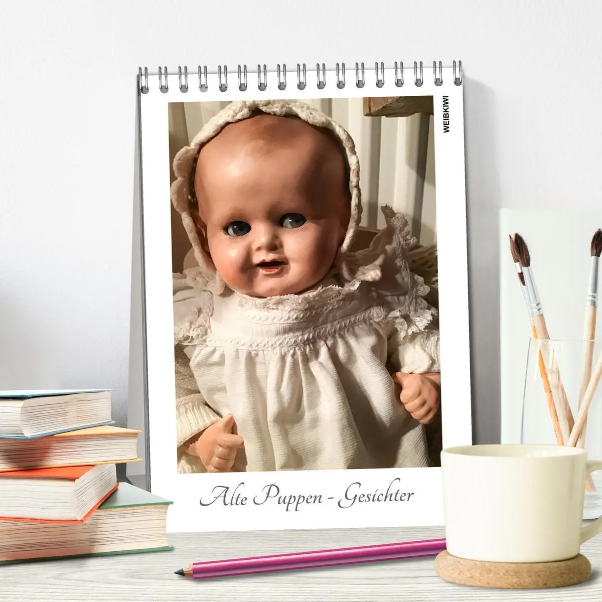 Bild: 9783516393873 | Alte Puppen - Gesichter (Tischkalender 2026 DIN A5 hoch), CALVENDO...