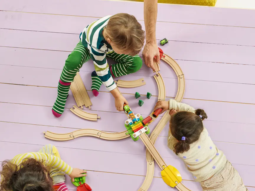 Bild: 7312350337273 | BRIO World 33727 Mein erstes BRIO Bahn Spiel Set - Zug mit Waggon,...