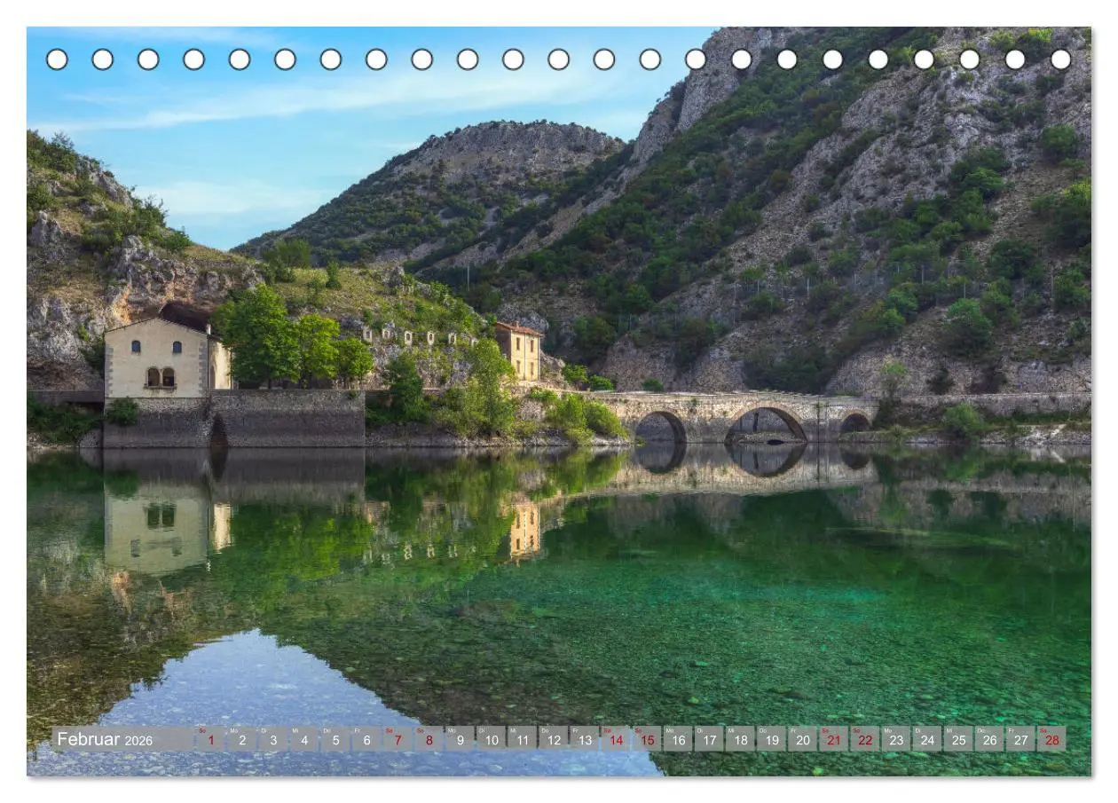 Bild: 9783457569573 | Abruzzen - Die wilde Mitte Italiens (Tischkalender 2026 DIN A5...