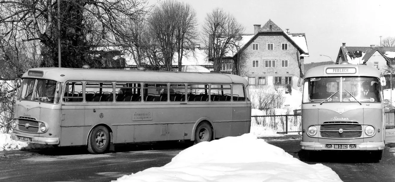 Bild: 9783751611374 | Jahrbuch Omnibusse 2025 | Peter Michels | Taschenbuch | 144 S. | 2024
