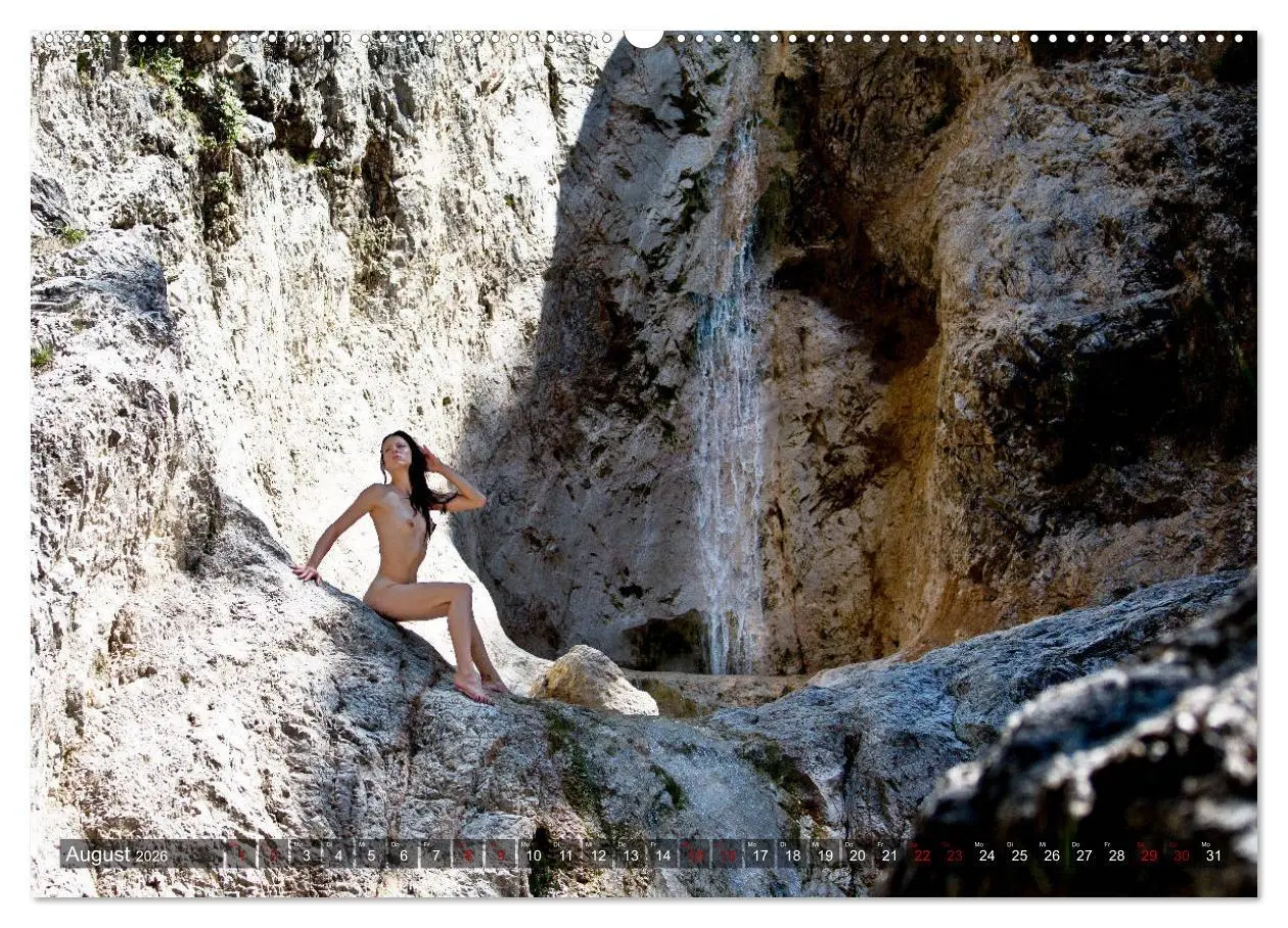 Bild: 9783457682074 | Akt und Natur - im Zauberwald (hochwertiger Premium Wandkalender...