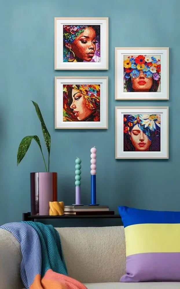Bild: 4895225942374 | DIAMOND DOTZ - Diamond Painting Mini Schönheiten | Kit (Bastelset)