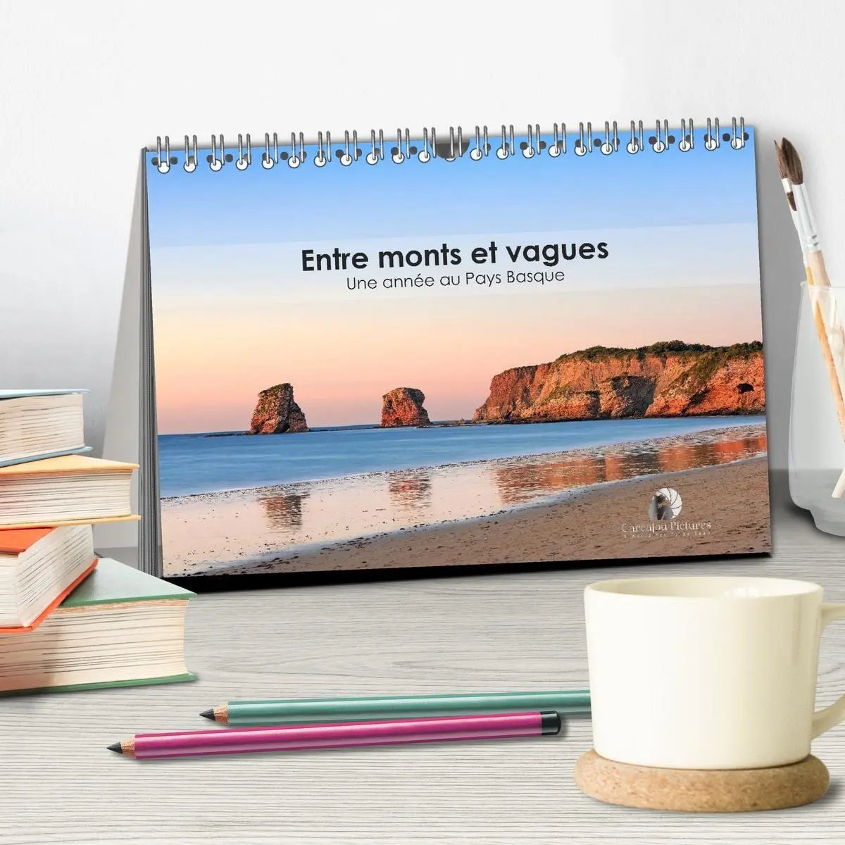 Bild: 9783516702774 | Entre monts et vagues - Une année au Pays Basque (Calendrier de...