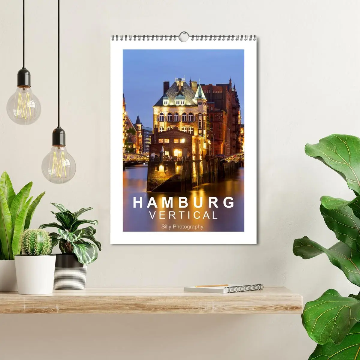 Bild: 9783516453874 | Hamburg Vertical (Wandkalender 2026 DIN A3 hoch), CALVENDO...