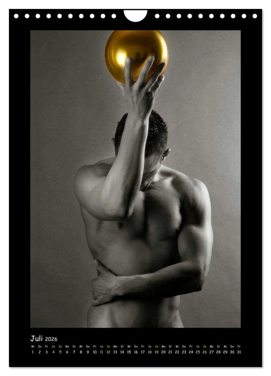 Bild: 9783516443974 | Golden Ball - Männer Akte (Wandkalender 2026 DIN A4 hoch), CALVENDO...