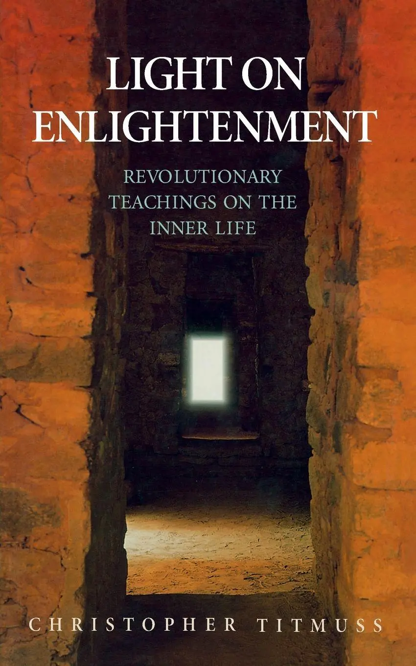 Cover: 9781846044274 | Light On Enlightenment | Christopher Titmuss | Taschenbuch | Englisch