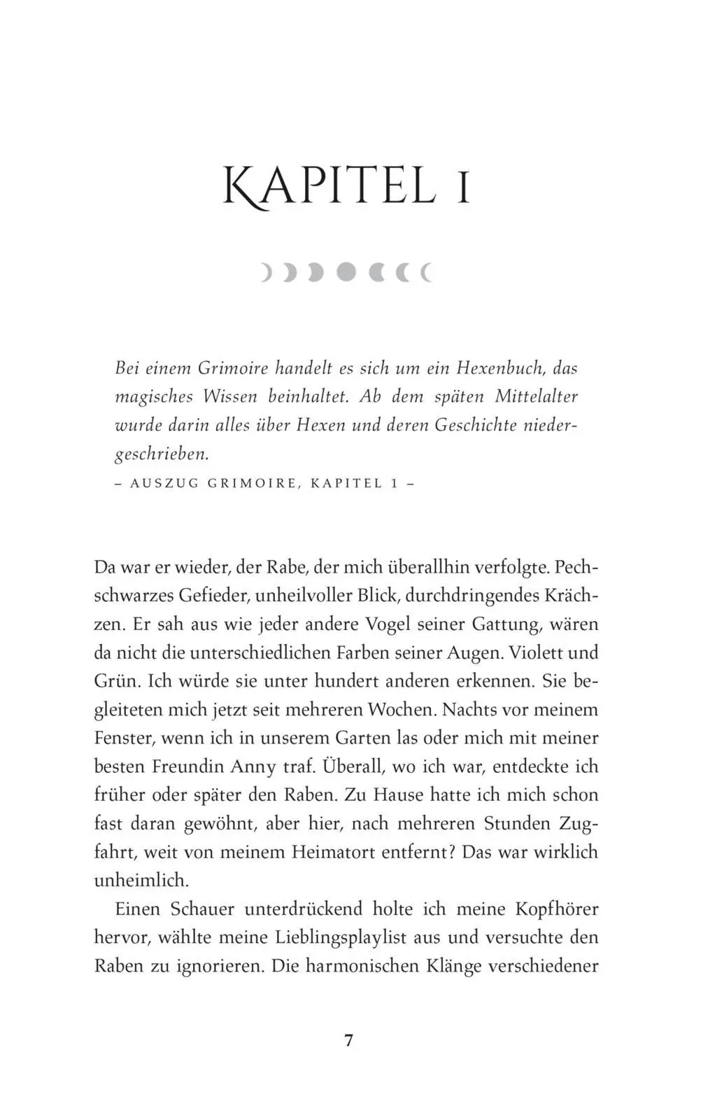 Bild: 9783551304674 | Ravenhall Academy 1: Verborgene Magie | Julia Kuhn | Taschenbuch
