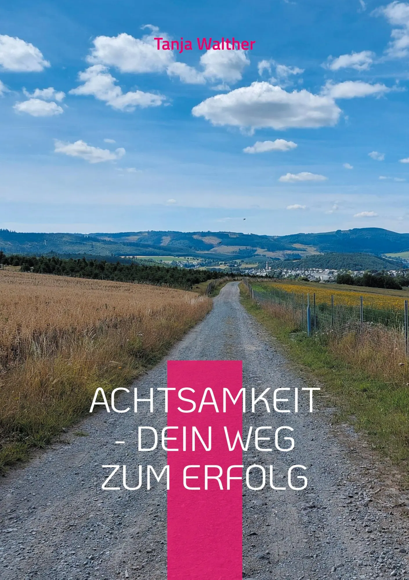 Cover: 9783758304774 | Achtsamkeit - Dein Weg zum Erfolg | Achtsamkeitstagebuch | Walther