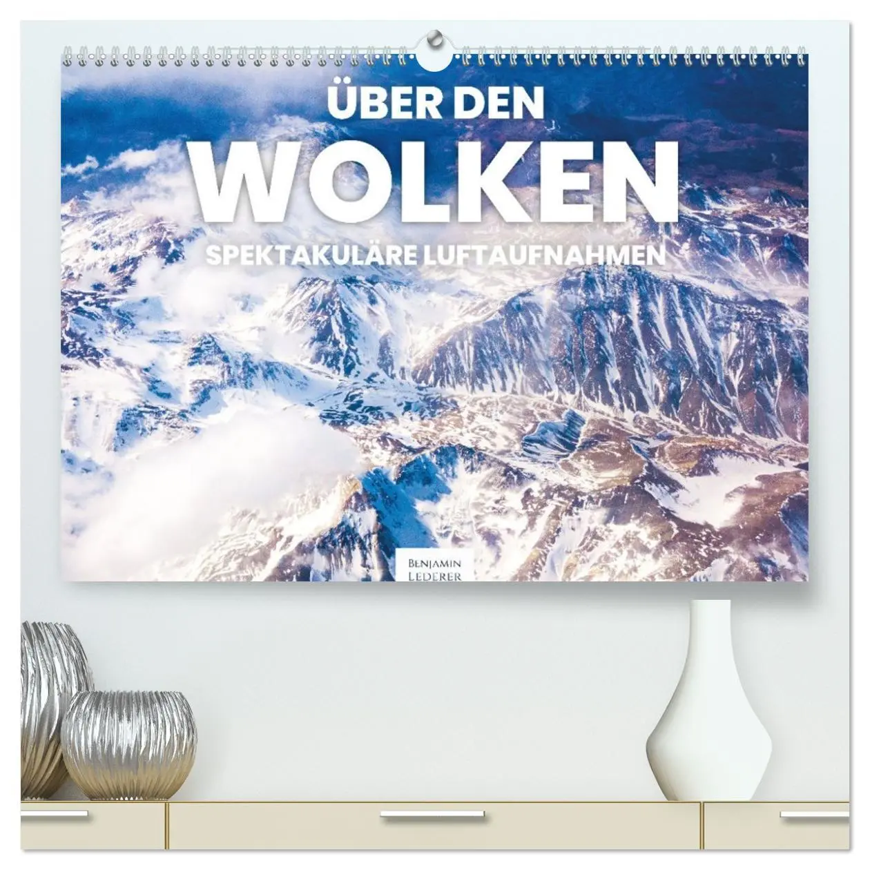 Cover: 9783457704974 | Über den Wolken - Spektakuläre Luftaufnahmen (hochwertiger Premium...