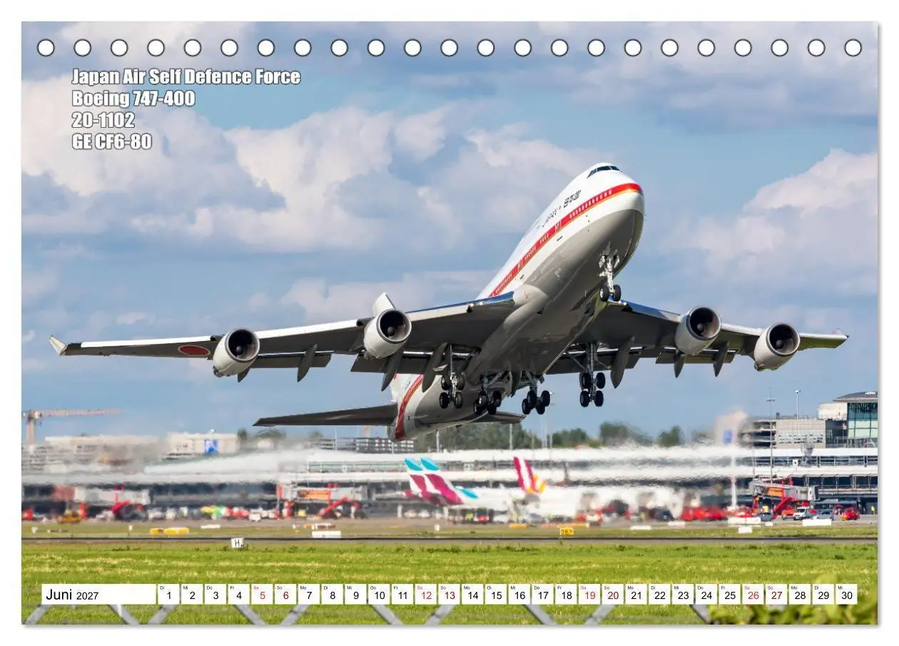 Bild: 9783569537774 | Flugzeuge Hamburg 2027 (Tischkalender 2027 DIN A5 quer), CALVENDO...