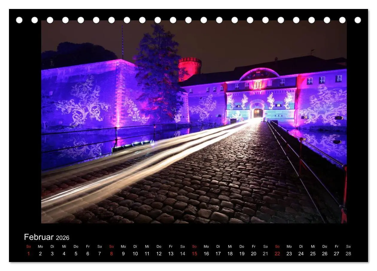 Bild: 9783516208474 | Berlin bei Nacht 2026 (Tischkalender 2026 DIN A5 quer), CALVENDO...