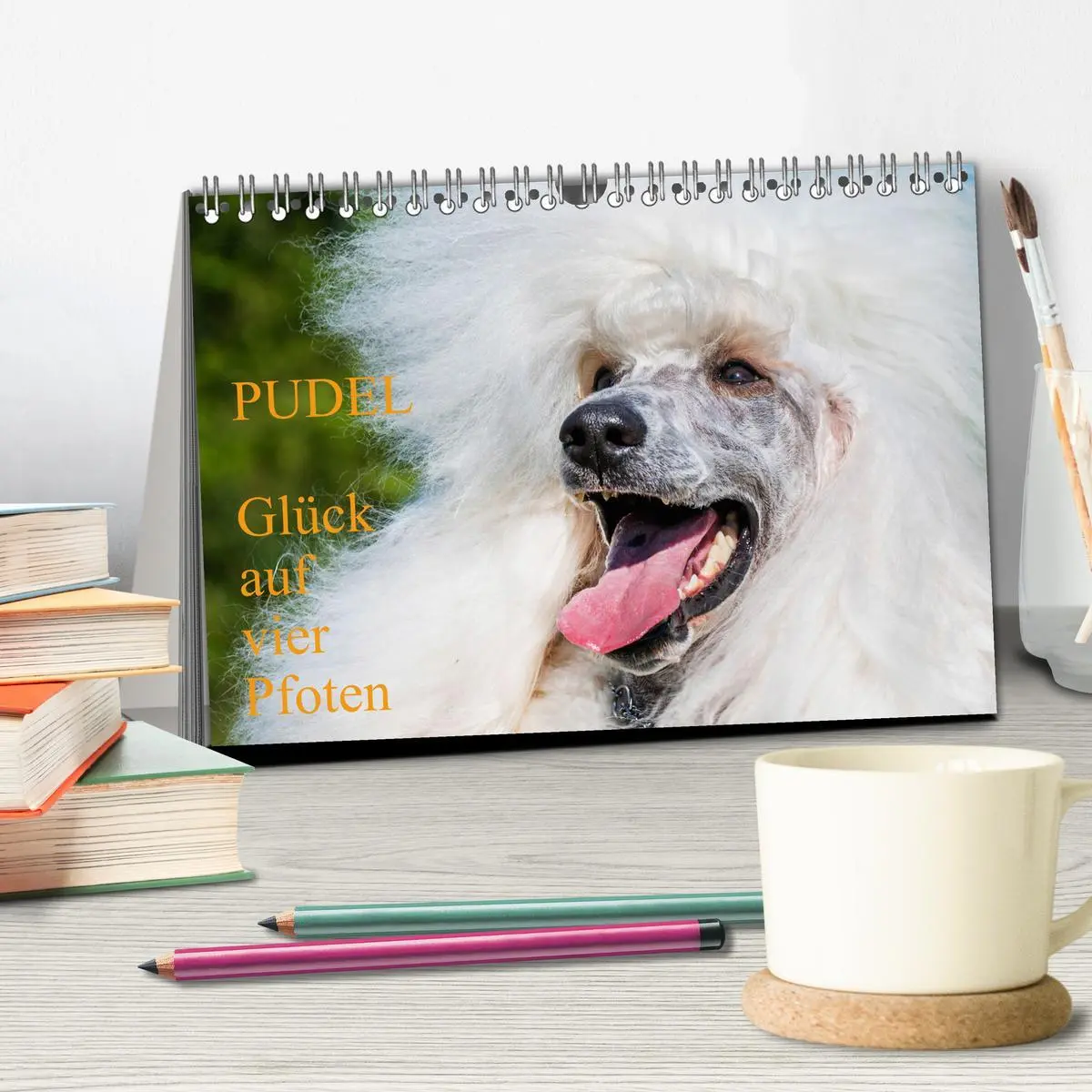 Bild: 9783457389874 | Pudel - Glück auf vier Pfoten (Tischkalender 2026 DIN A5 quer),...
