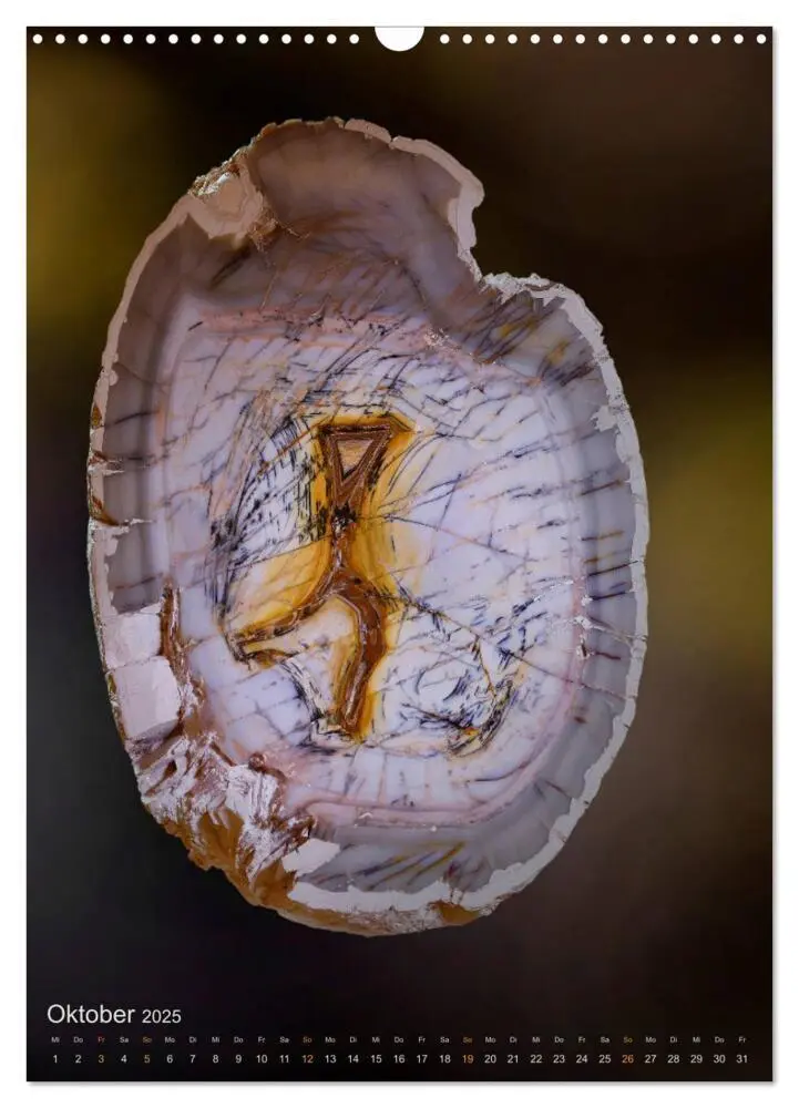 Bild: 9783435960675 | ZAUBERHAFTE MINERALIEN designed by nature (Wandkalender 2025 DIN A3...
